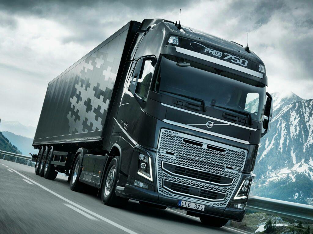 Volvo FH16 Truck 2015 Technic and Model Team