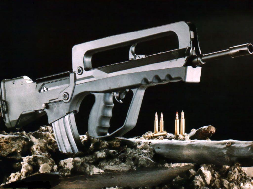 machine gun guns Famas ammunition / 1024x768 Wallpaper. Guns, Guns