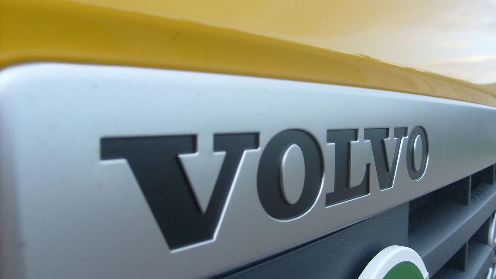 image of Wallpaper Volvo Trucks Logos - #CALTO