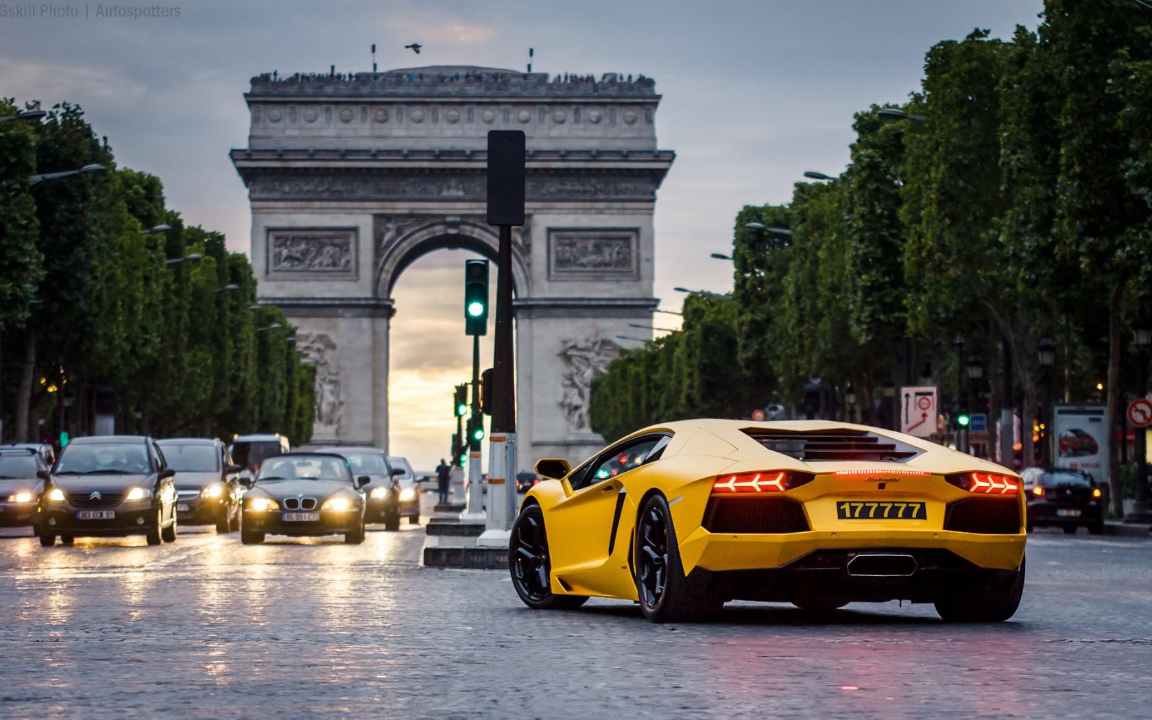 Arc De Triomphe Lamborghini Car Wallpaper. Travel HD Wallpaper