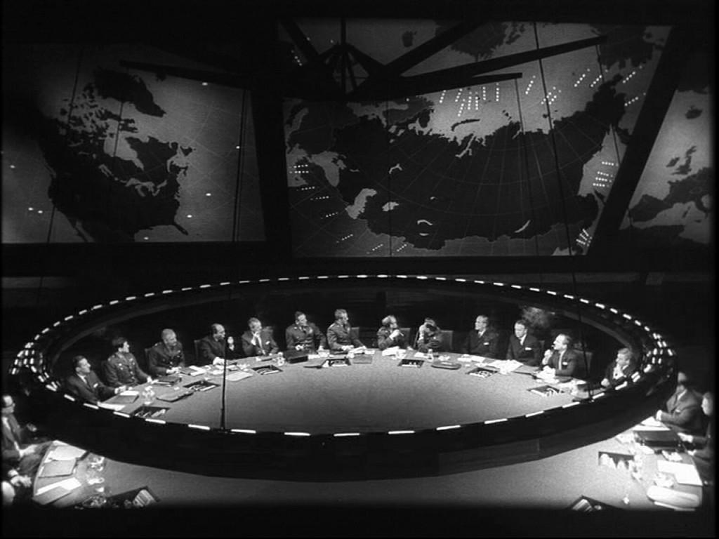 DVD Compare. Strangelove Or: How I Learned To Stop Worrying