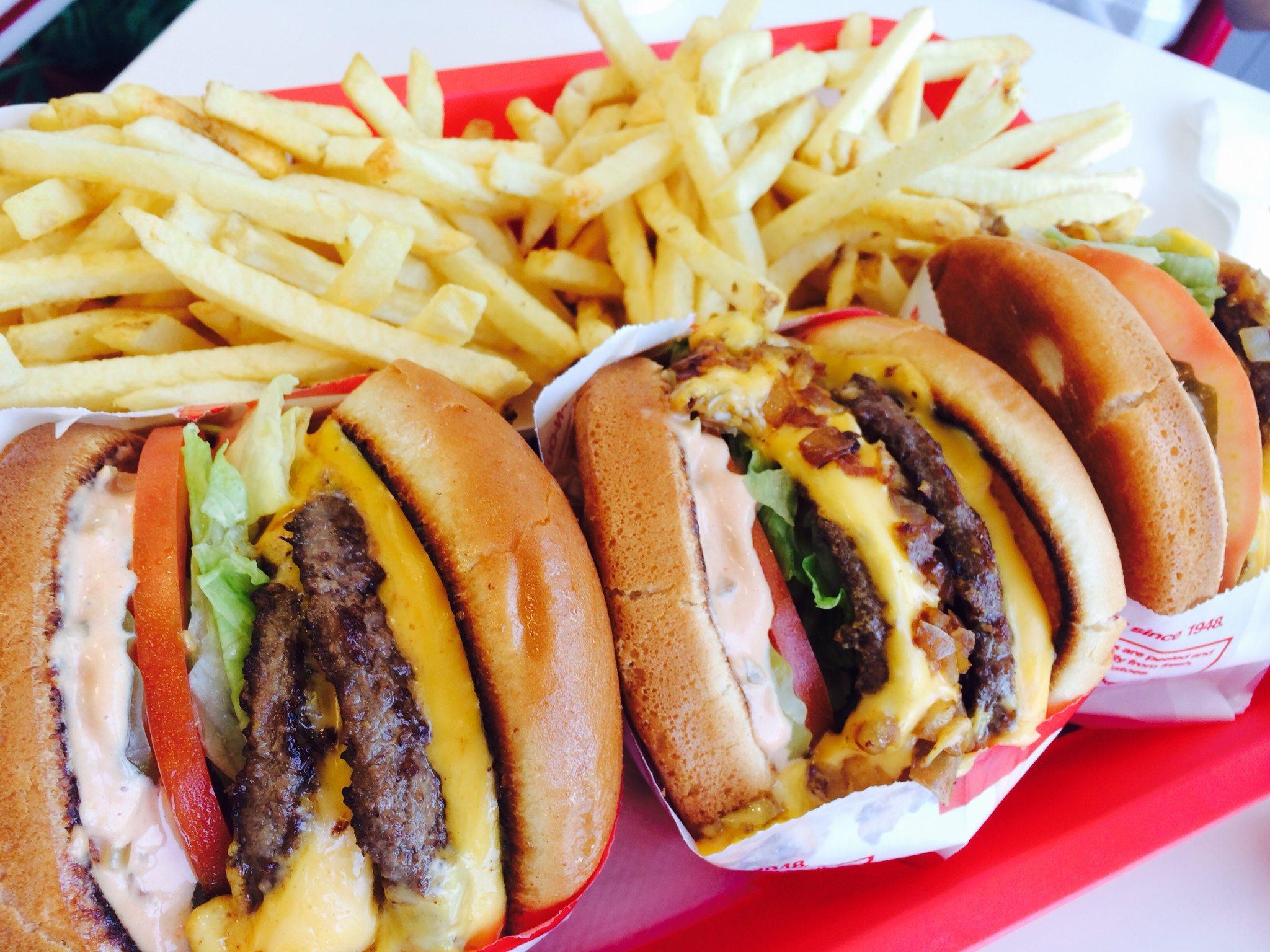 In N Out Burger Wallpaper 2 X 1536