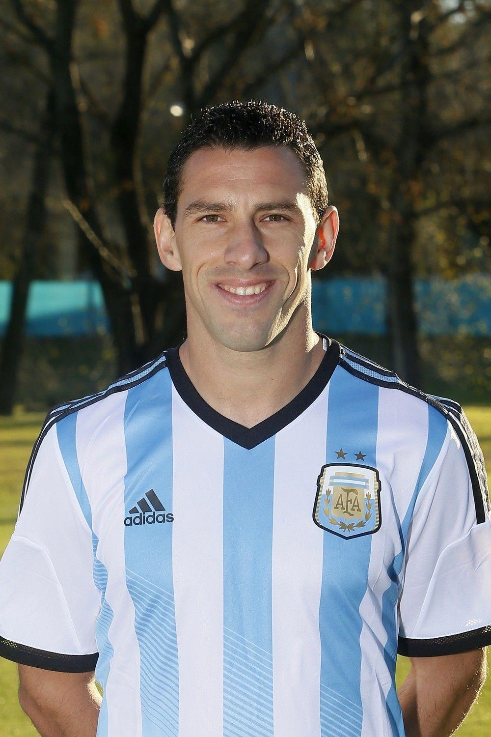 Maxi Rodriguez Messi