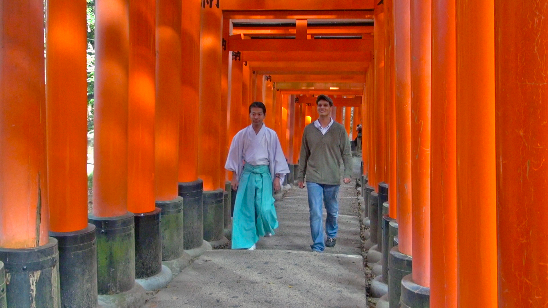 Fushimi Inari Shrine: What Makes it Japan's No. 1 Attraction