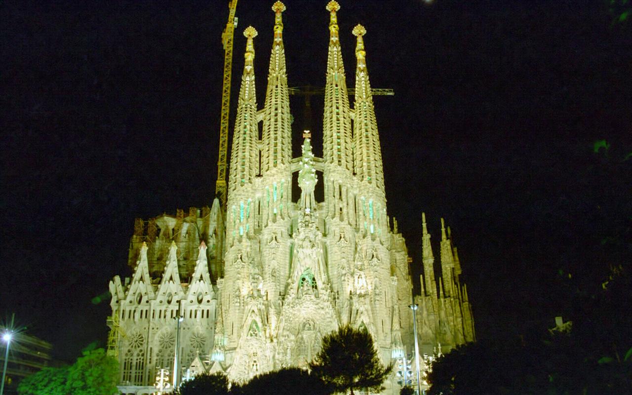 Sagrada Familia, Spain World Travel Fair