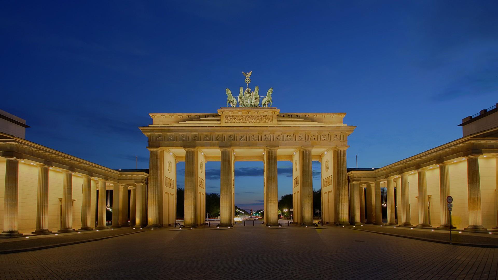 Brandenburg Gate Stunning Wallpaper