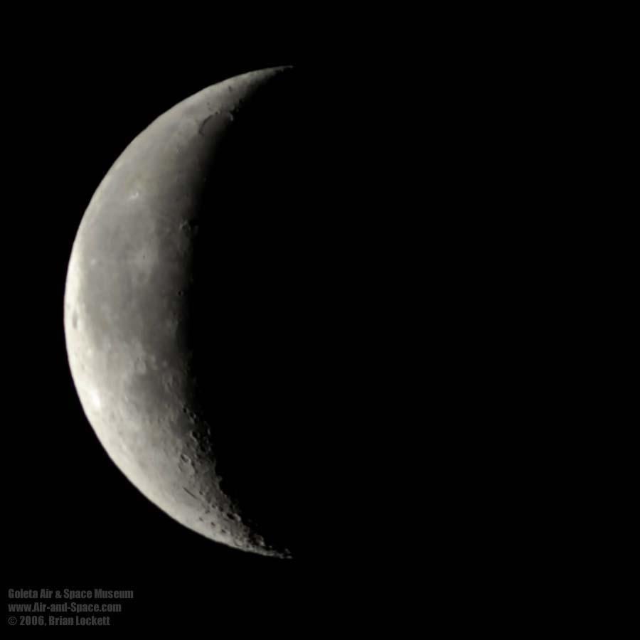 900x900px Crescent Moon (41.39 KB).05.2015