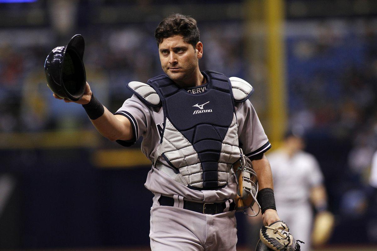 Yankees trade catcher Francisco Cervelli to the Pirates for Justin