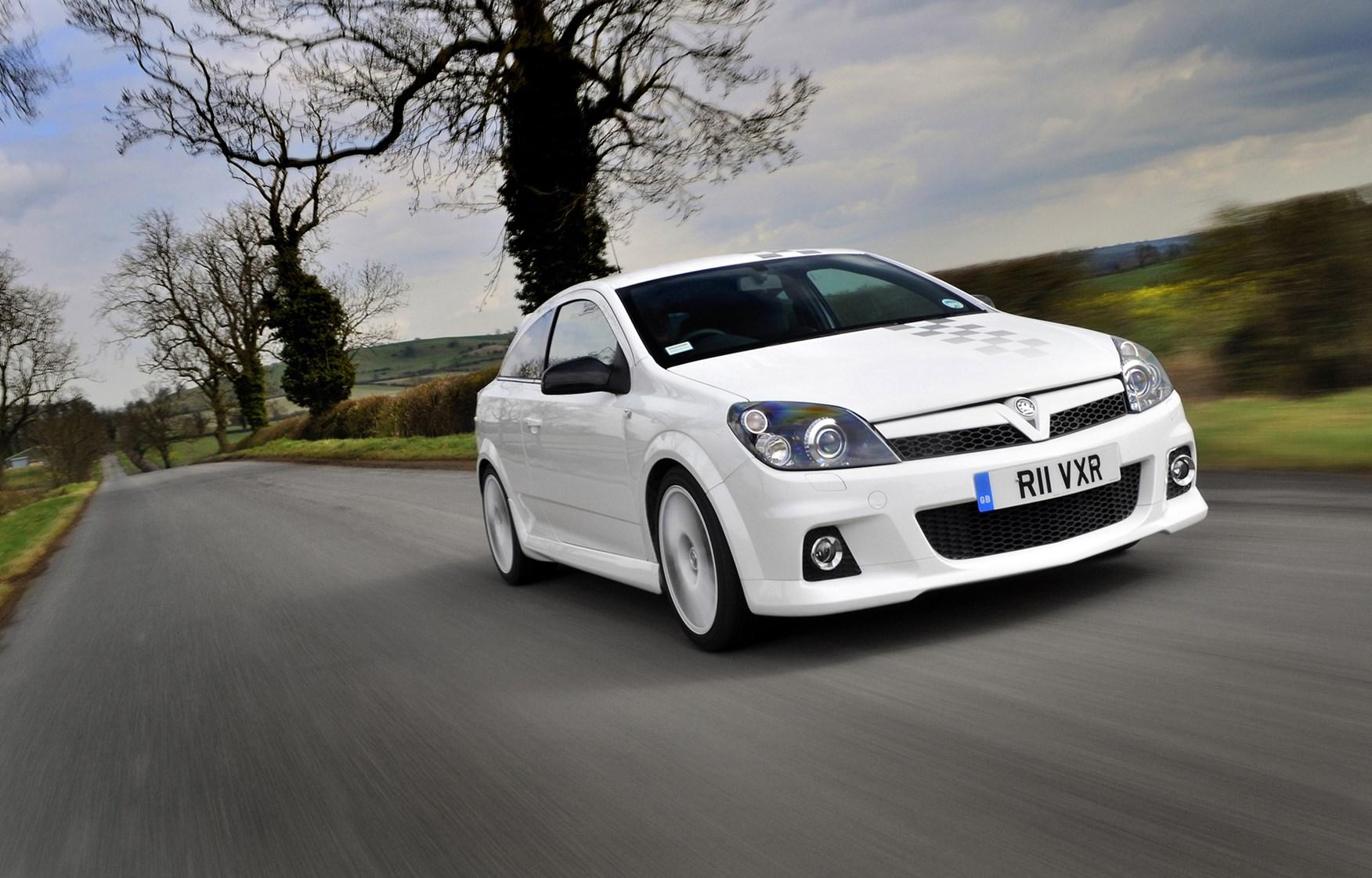 Vauxhall Astra VXR Review (2005)
