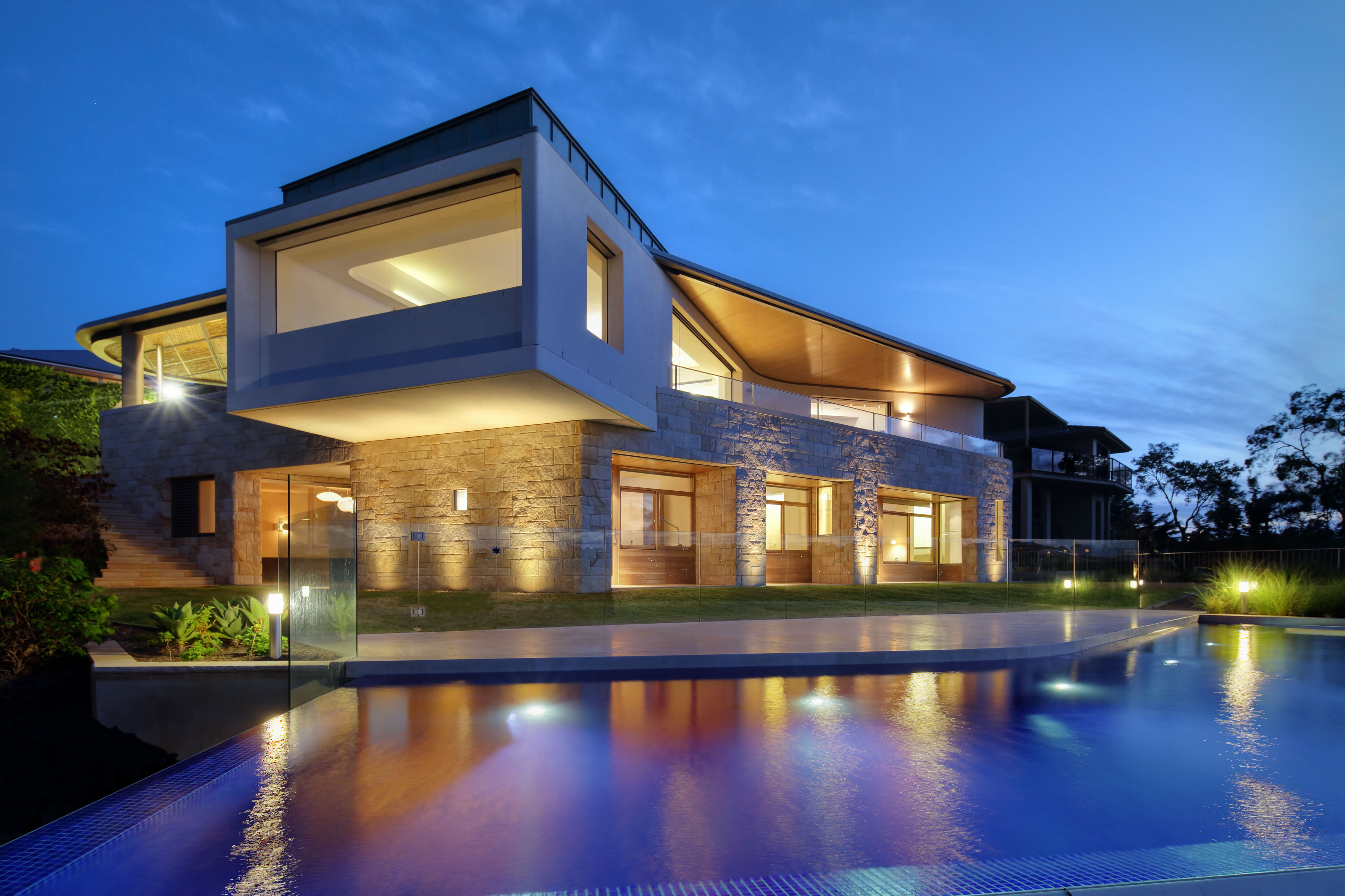 Modern House With Pool Wallpaperx3000