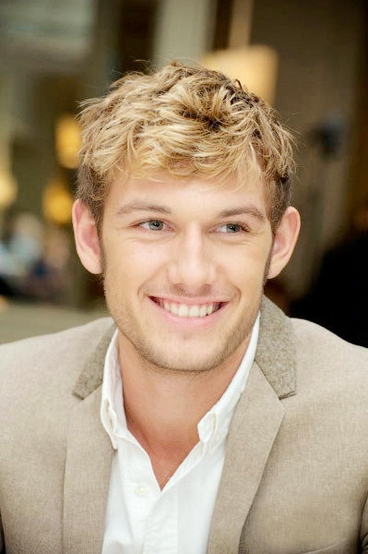 Alex Pettyfer