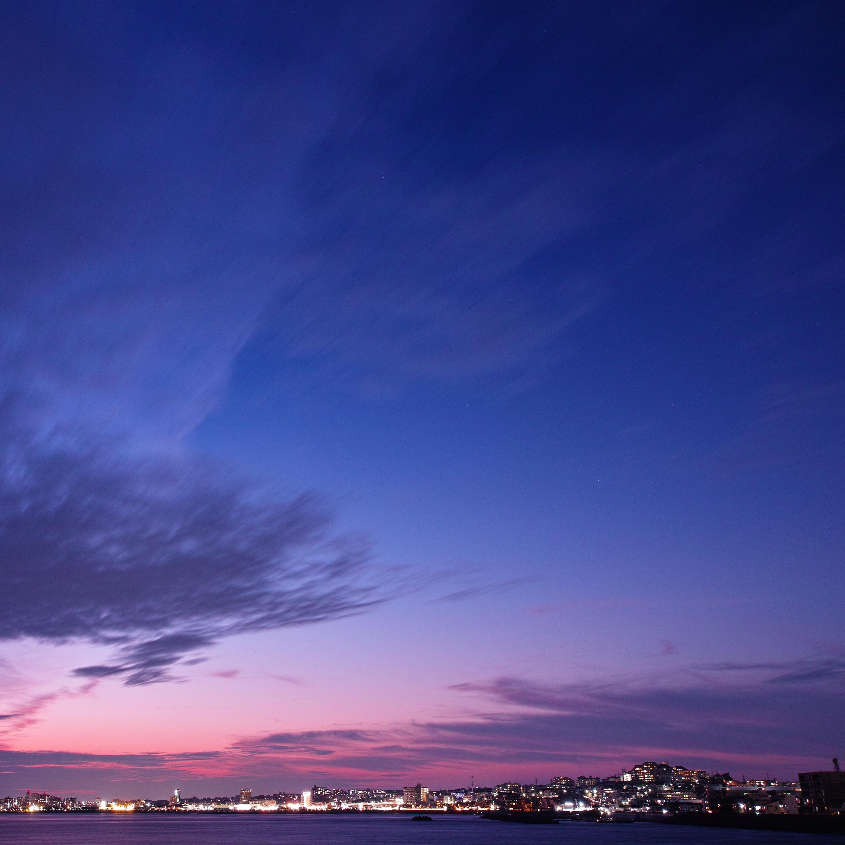 Download wallpaper 2780x2780 night city, panorama, horizon, sunset