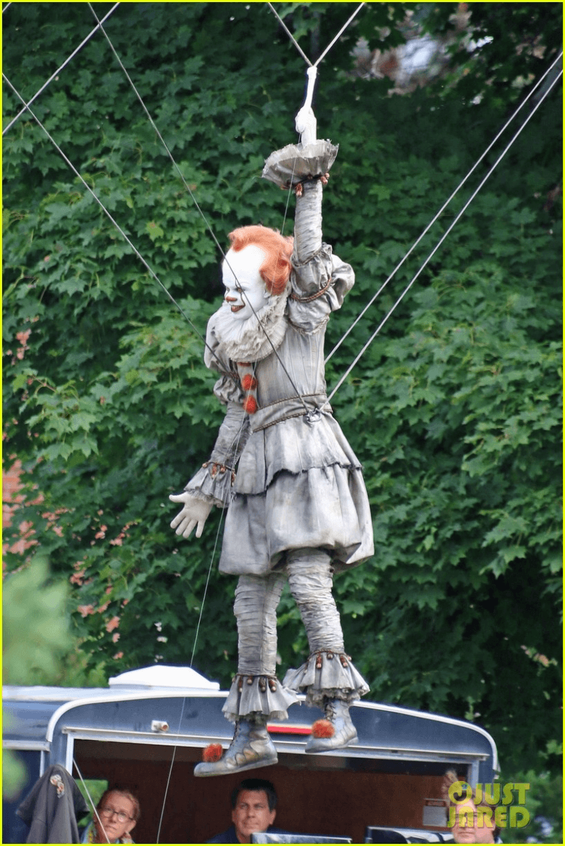 Here's Another Look at Pennywise from the Set of It: Chapter Two
