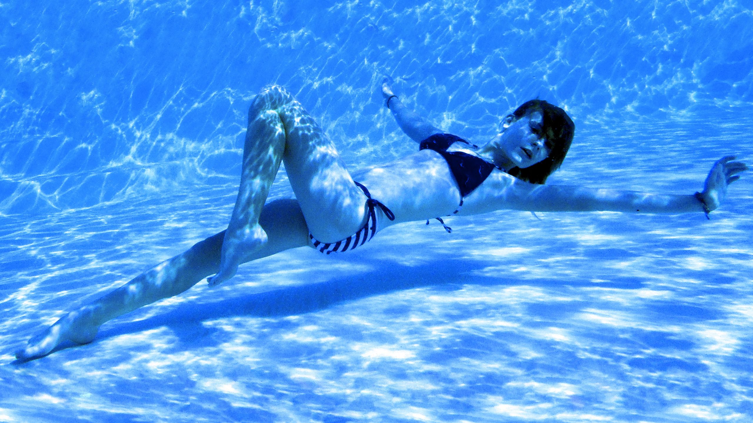 Enjoy underwater panties public beach best adult free images