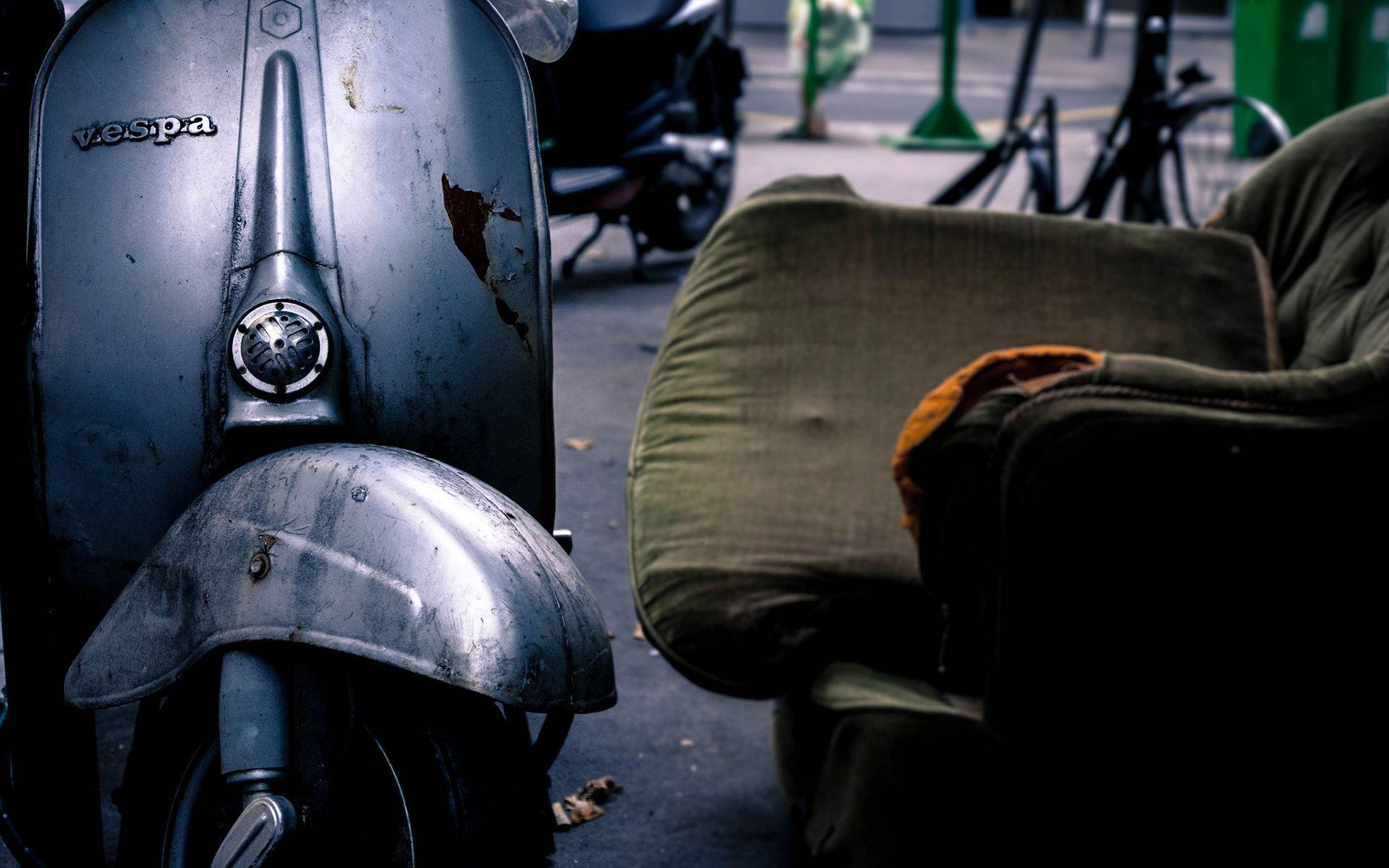 Old Vespa Scooter Exclusive HD Wallpaper #