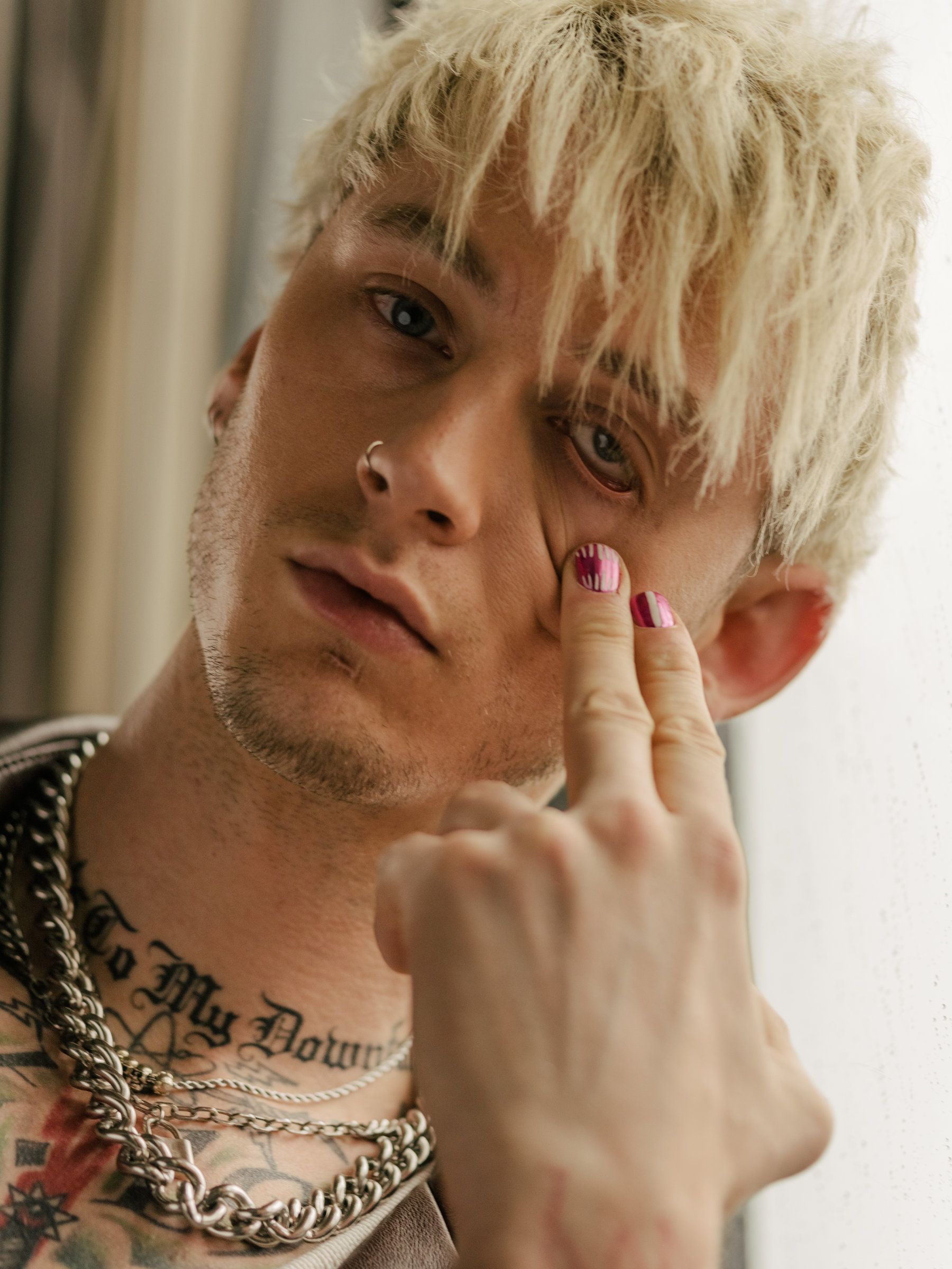 Meet Colson Baker The Rock Star Behind Machine Gun Kelly