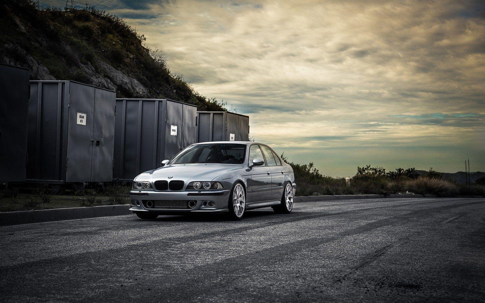 Bmw M5 E39 Road Containers HD Wallpaper