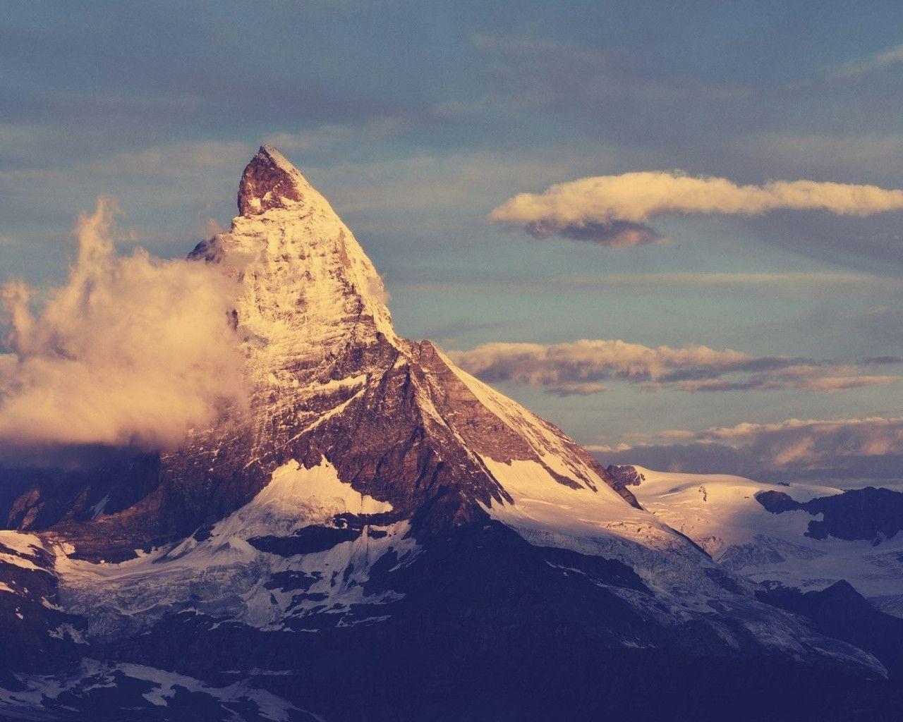 Matterhorn Mountain Peak desktop PC and Mac wallpaper