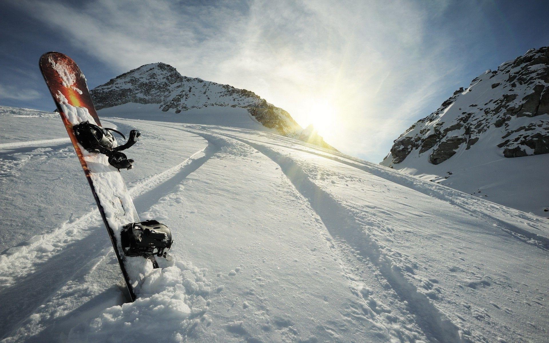Snowboard Trail in Sports