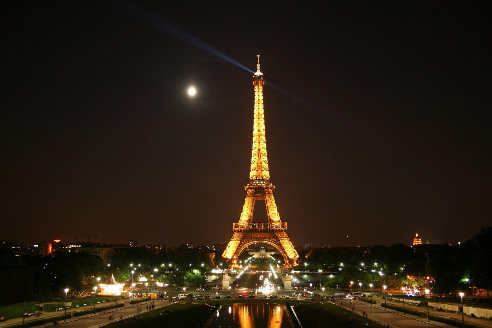 Eiffel Tower At Night HD Wallpaper Wallpaper. Cariwall