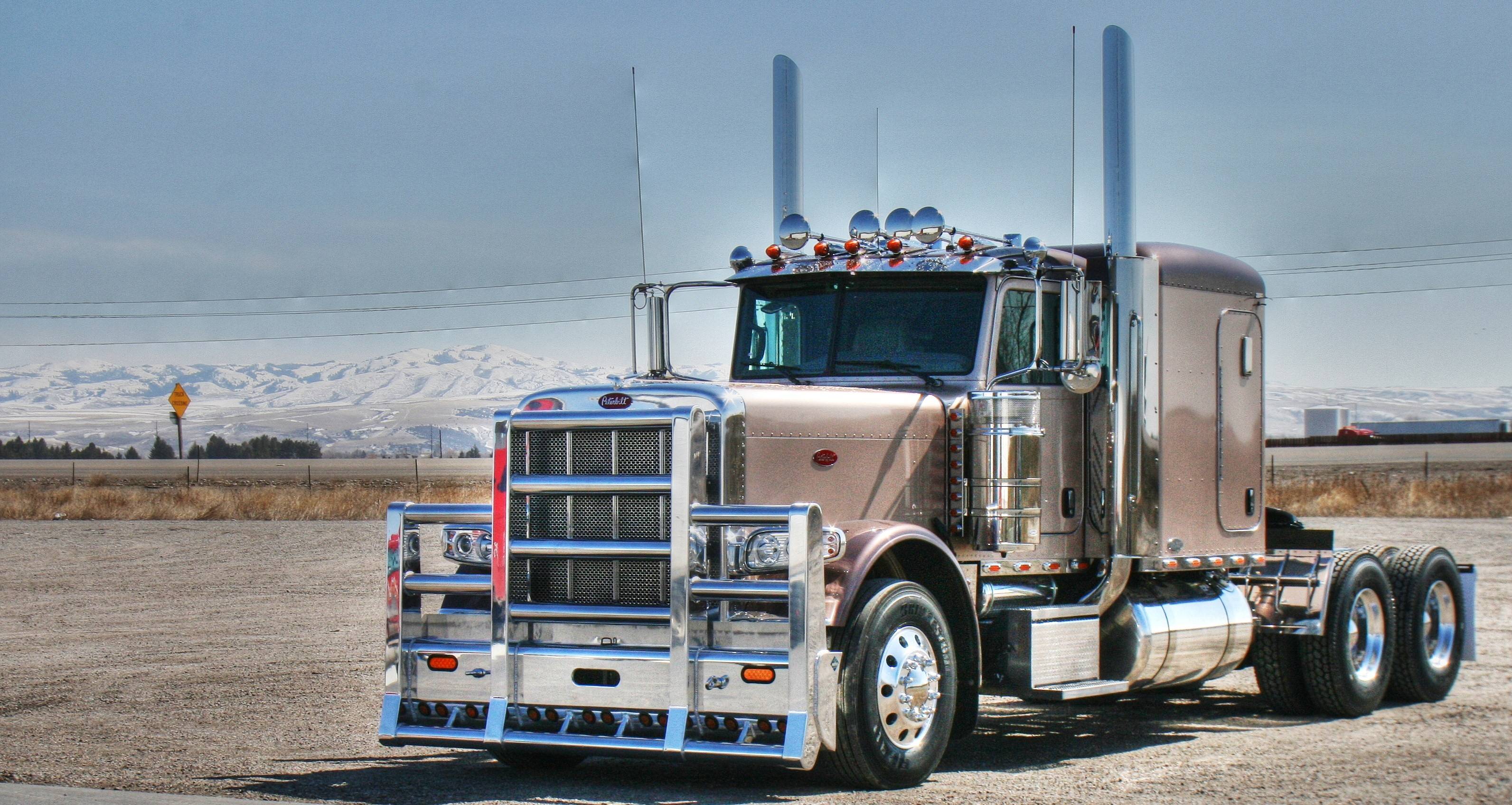 Peterbilt wallpaperx1339