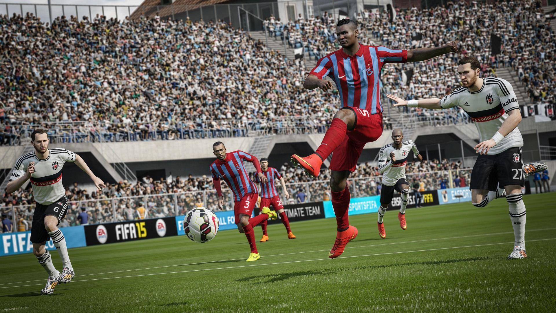 FIFA 15 Vs PES 2015