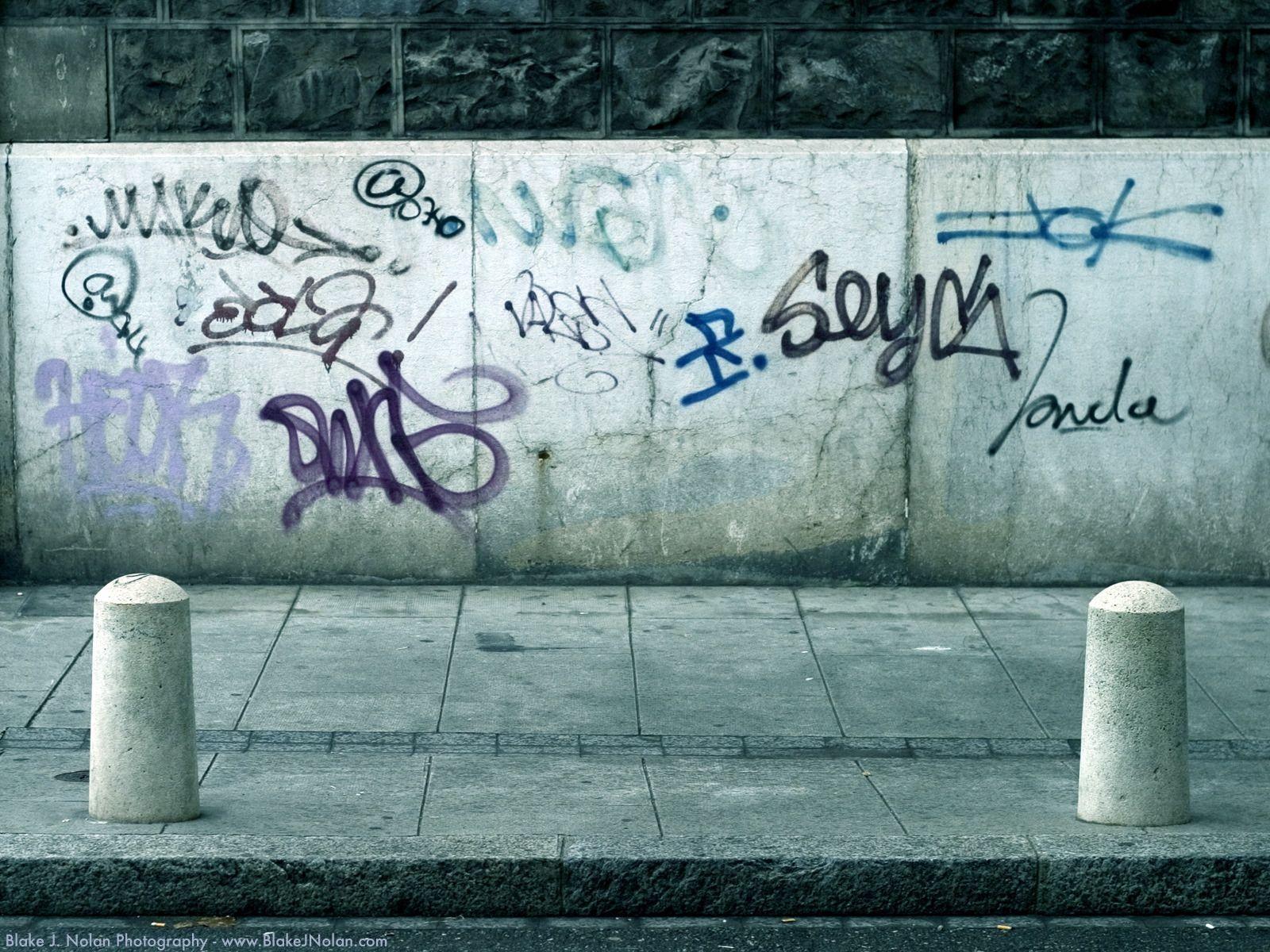 Wallpaper For > Street Graffiti Background