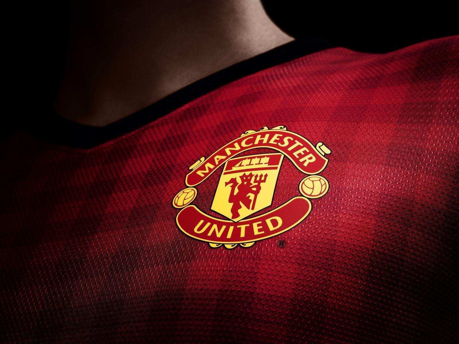 Manchester United Logo Wallpaper. HD Football Wallpaper