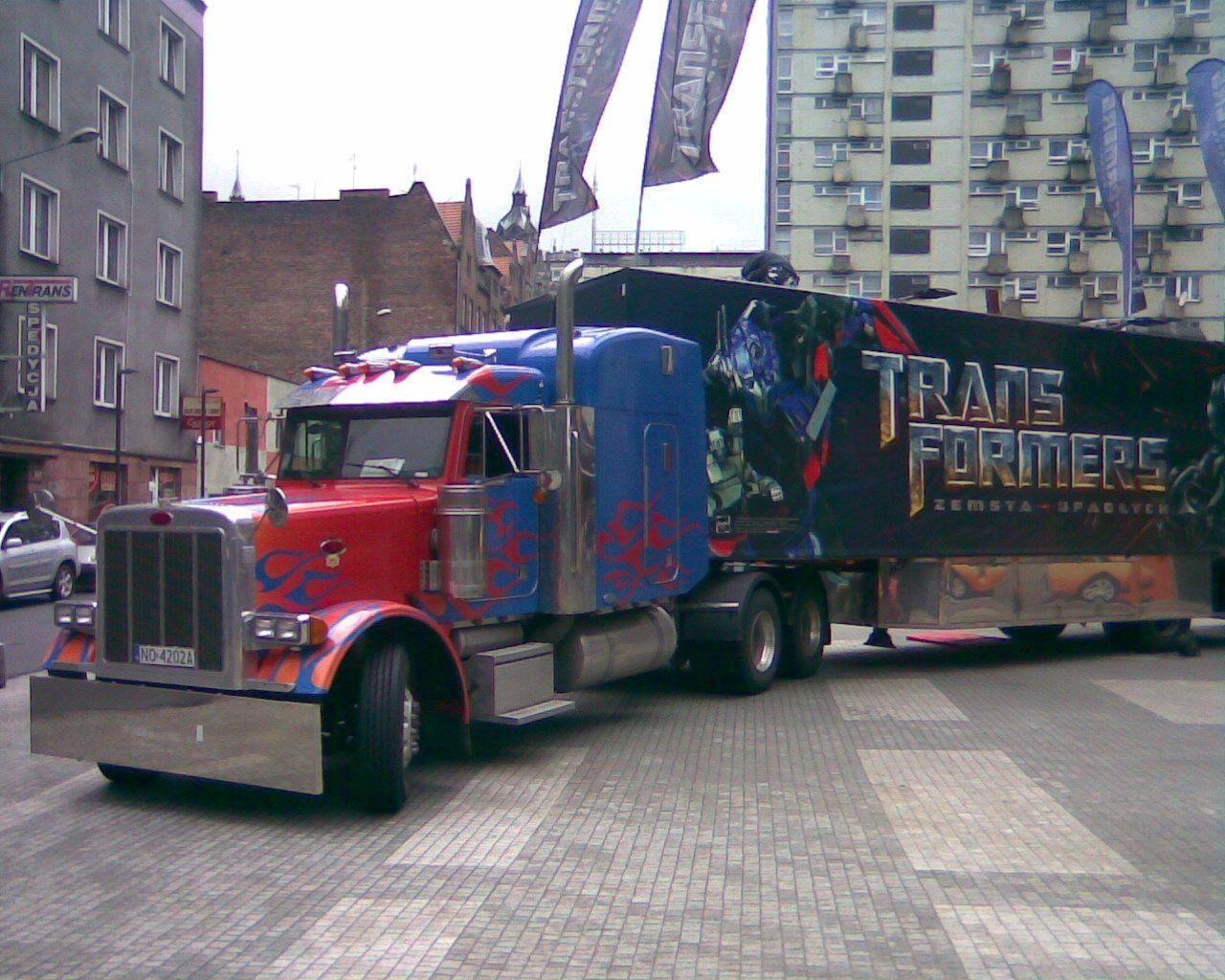 Pics For > Transformers Optimus Prime Wallpaper Truck