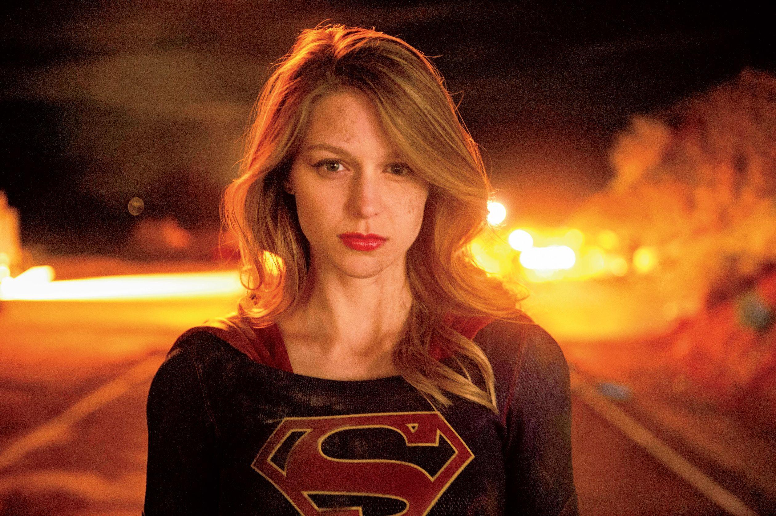 Supergirl Wallpaper