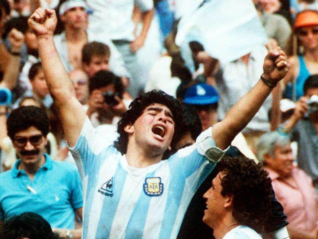 Historical Wallpaper: Diego Maradona (1960-)