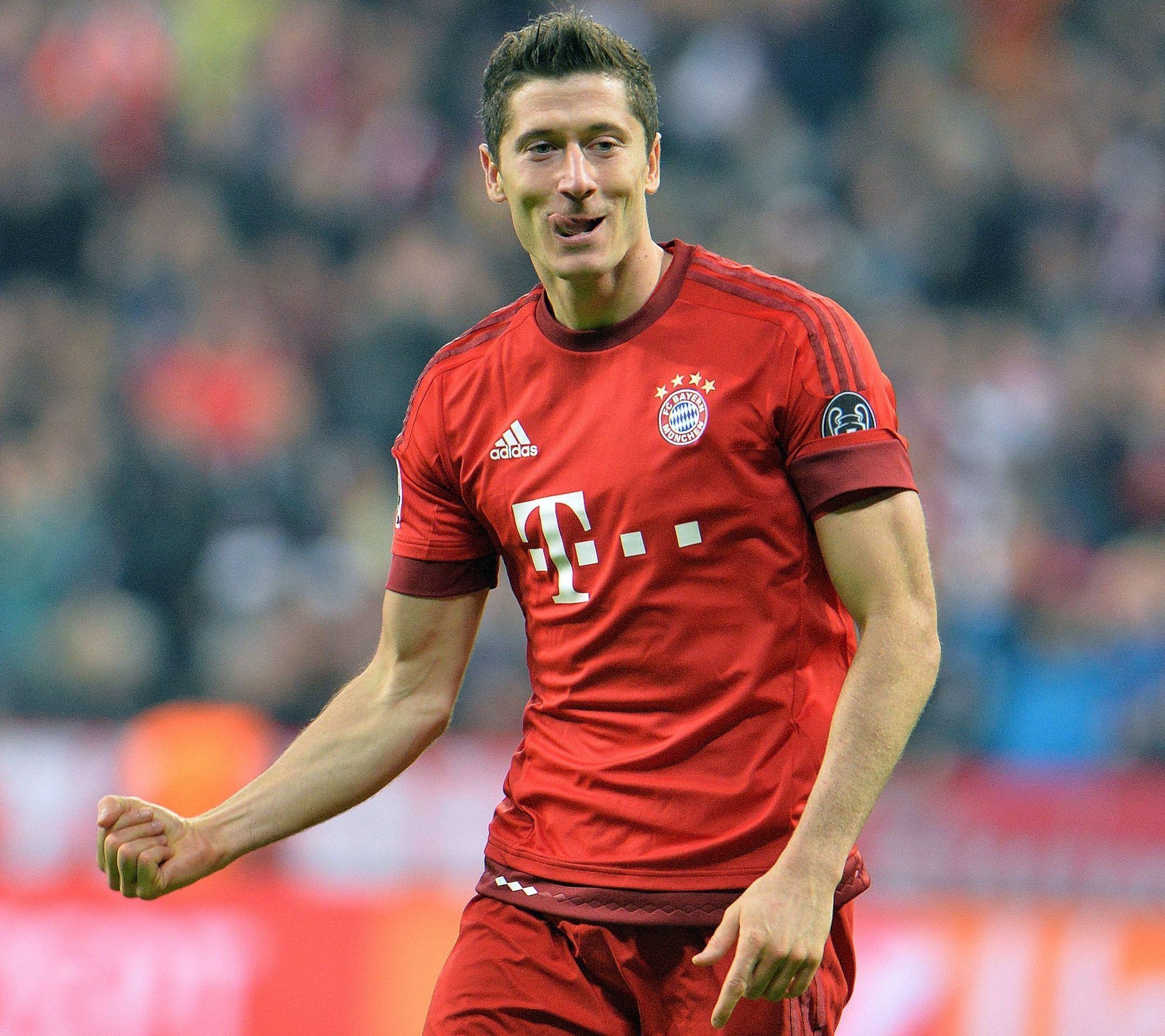 One Robert Lewandowski