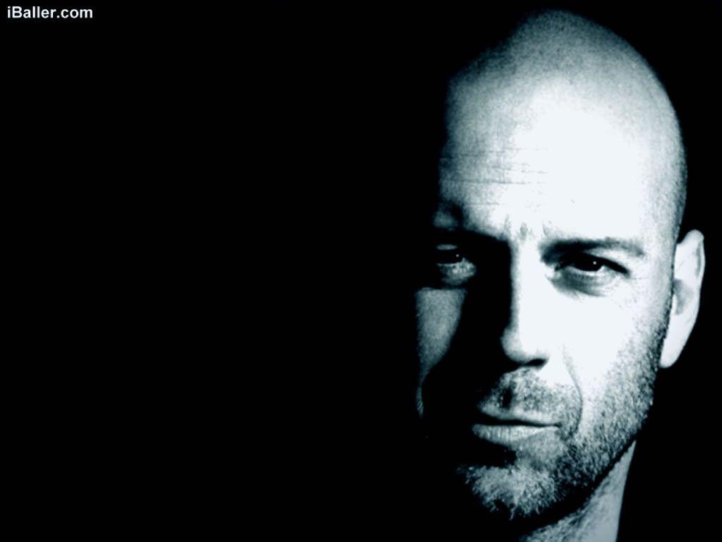 Bruce Willis HD Desktop Wallpaper