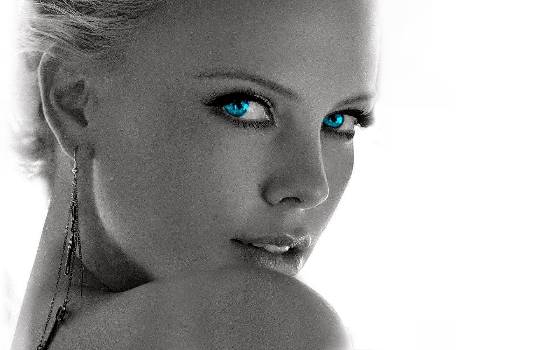 Charlize Theron HD Wallpaper