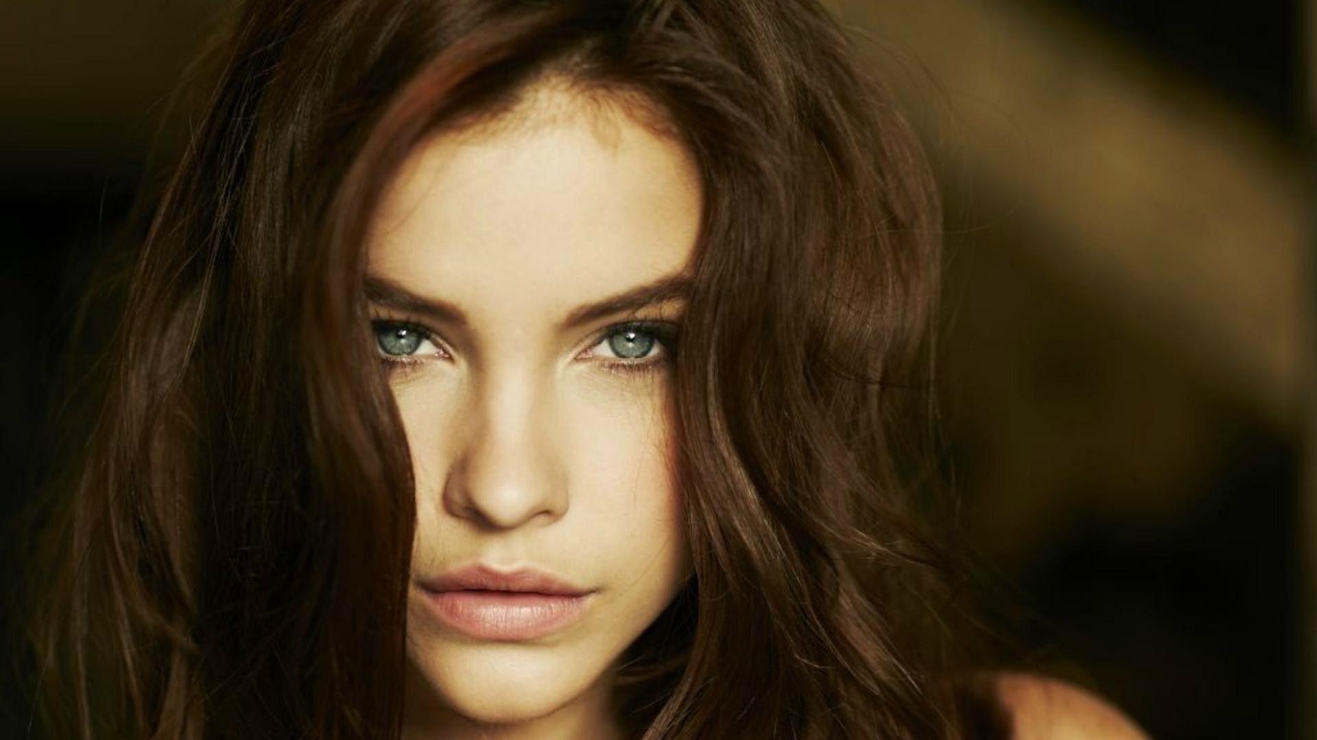 Barbara Palvin Wallpaper