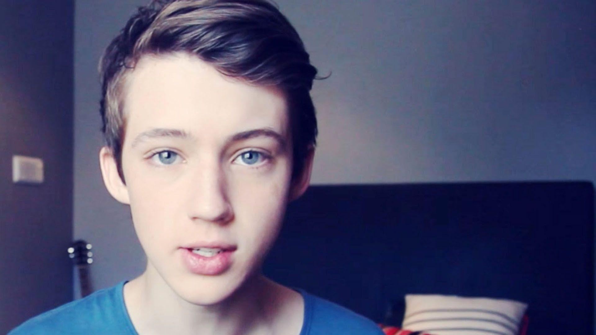 Troye Sivan Wallpaper HD