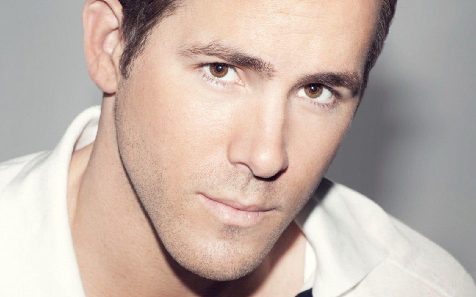 Ryan Reynolds HD wallpaper free Download