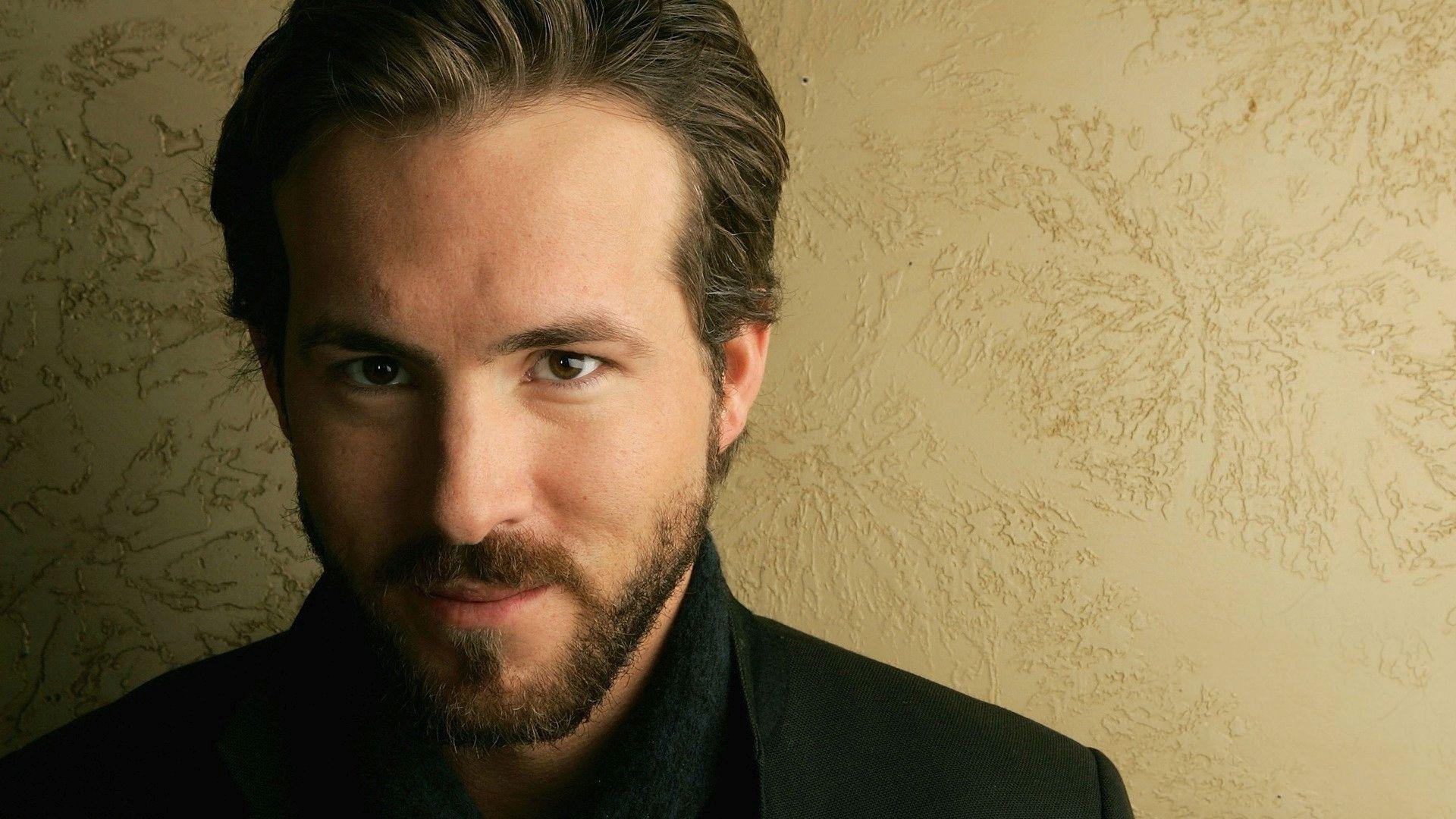 Ryan Reynolds Wallpaper