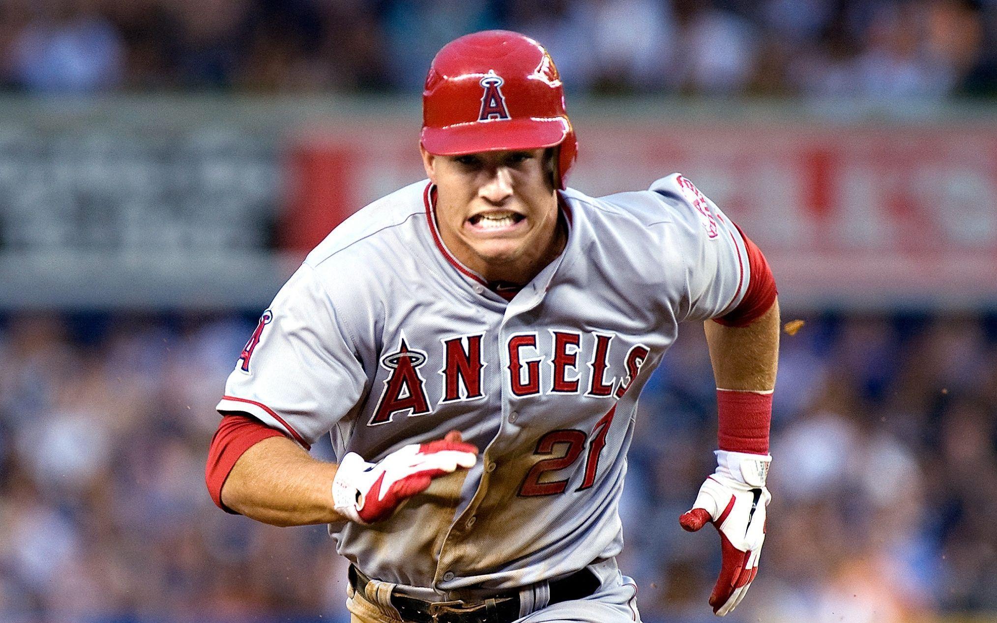 Mike Trout Baseball Player Wallpaper with Mike Trout Wallpaper