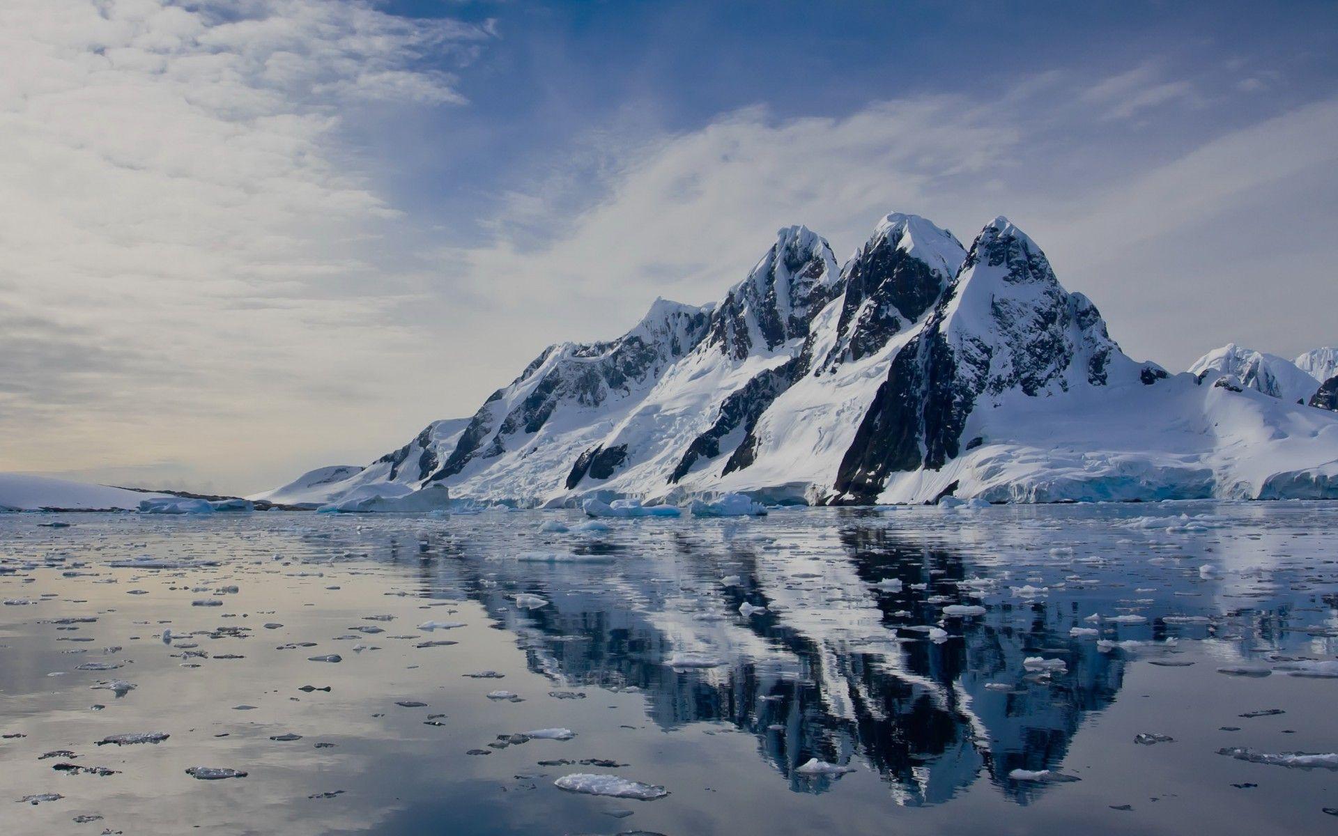 HD Antarctica Background