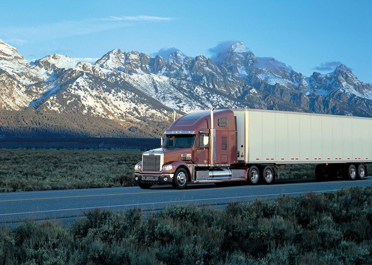 Freightliner Trucks wallpaper picture download