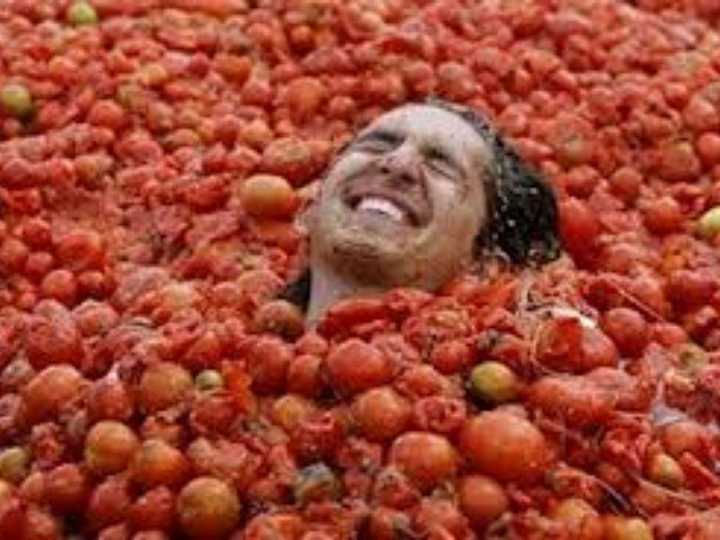 La tomatina