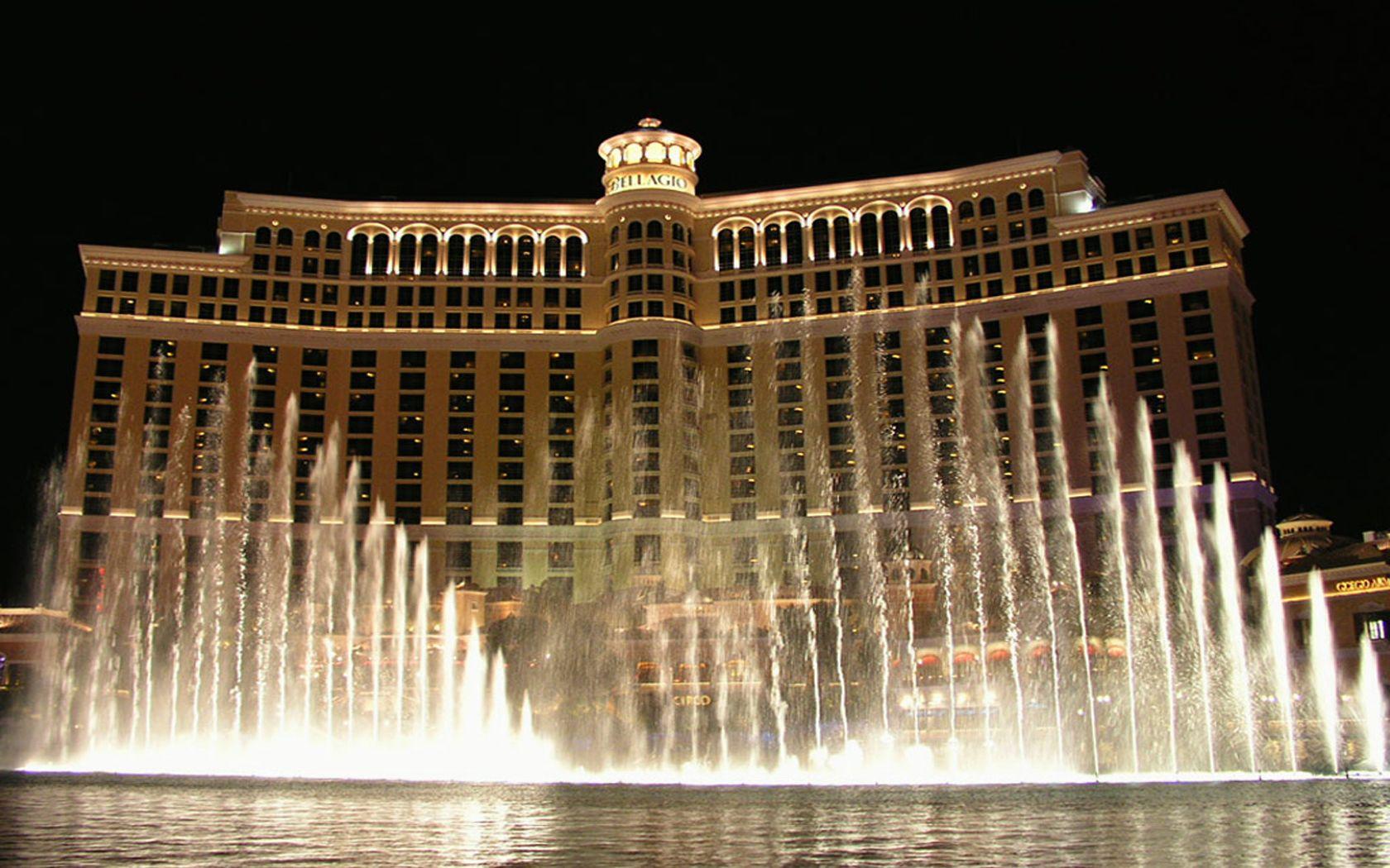 Bellagio Luxury Hotel Wallpaper HD Wallpaper