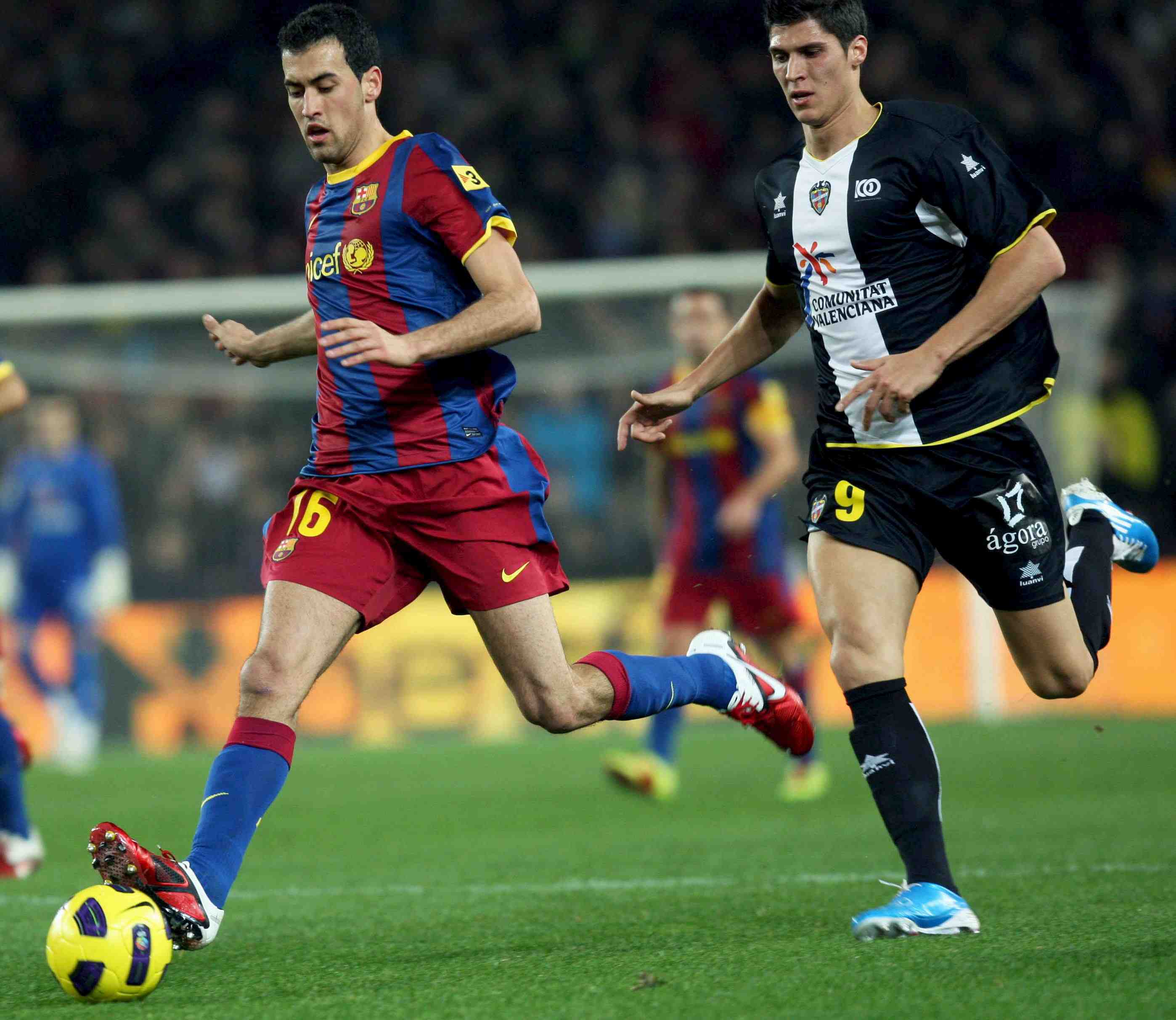 Barcelona Sergio Busquets on the football field wallpaper