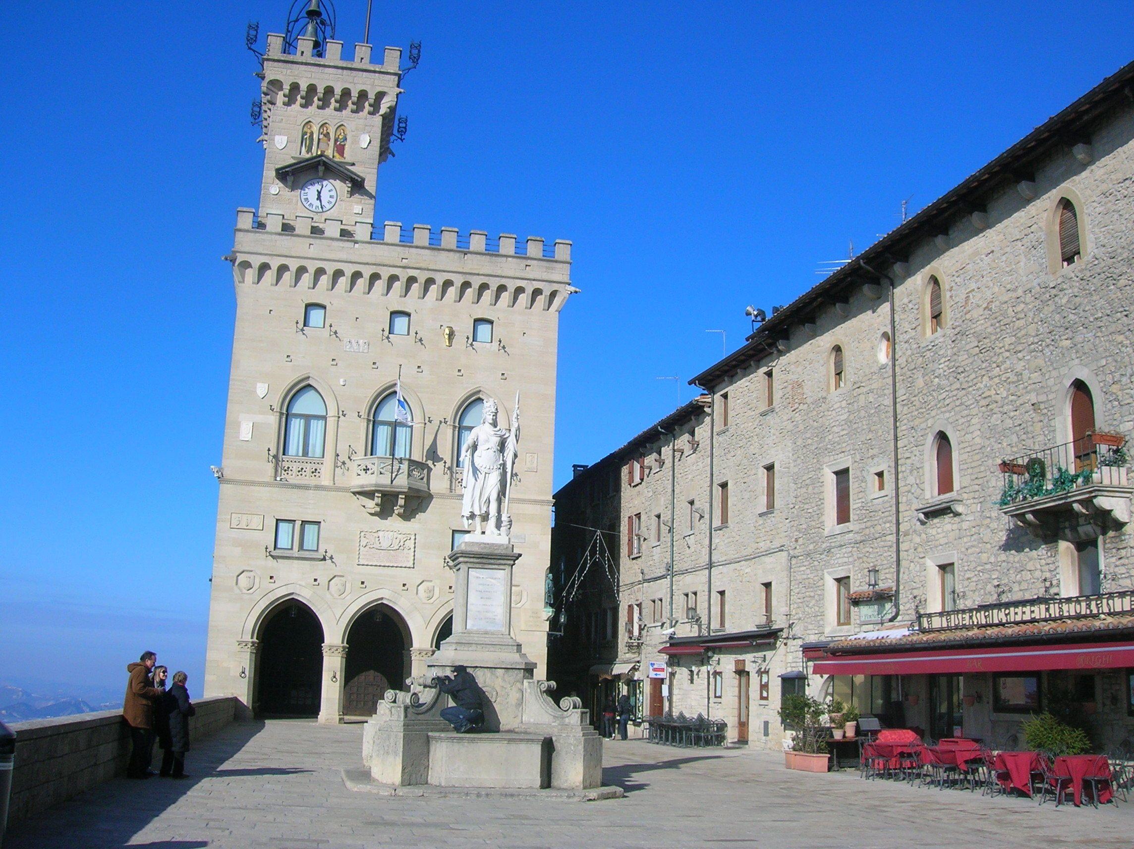 Monument on the square in San Marino, Italy wallpaper and image