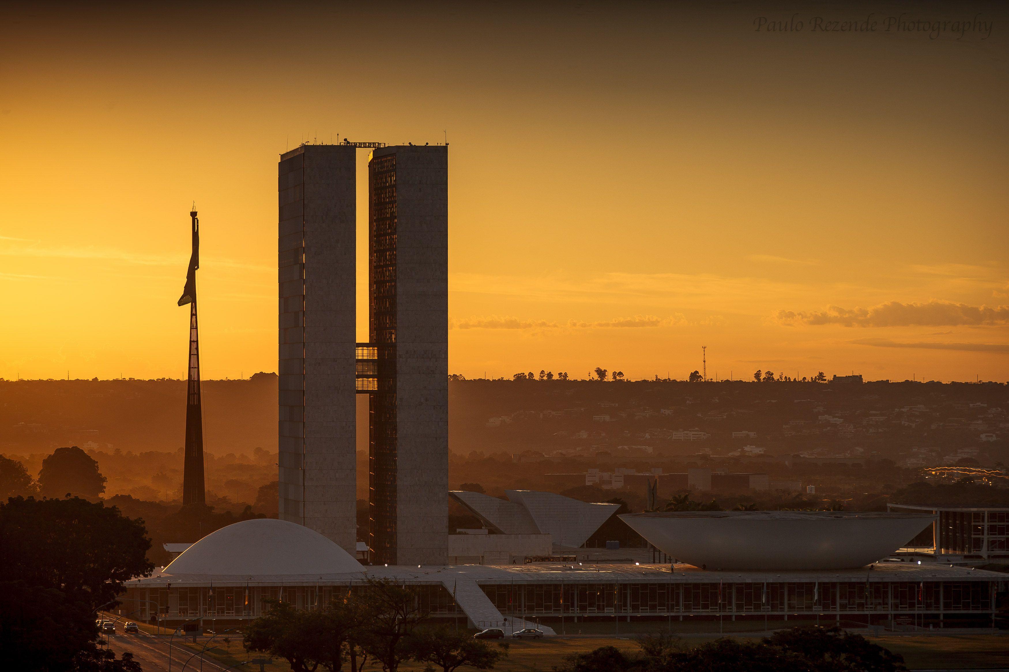 Sunrise in Brasília Full HD Wallpaper and Backgroundx2333