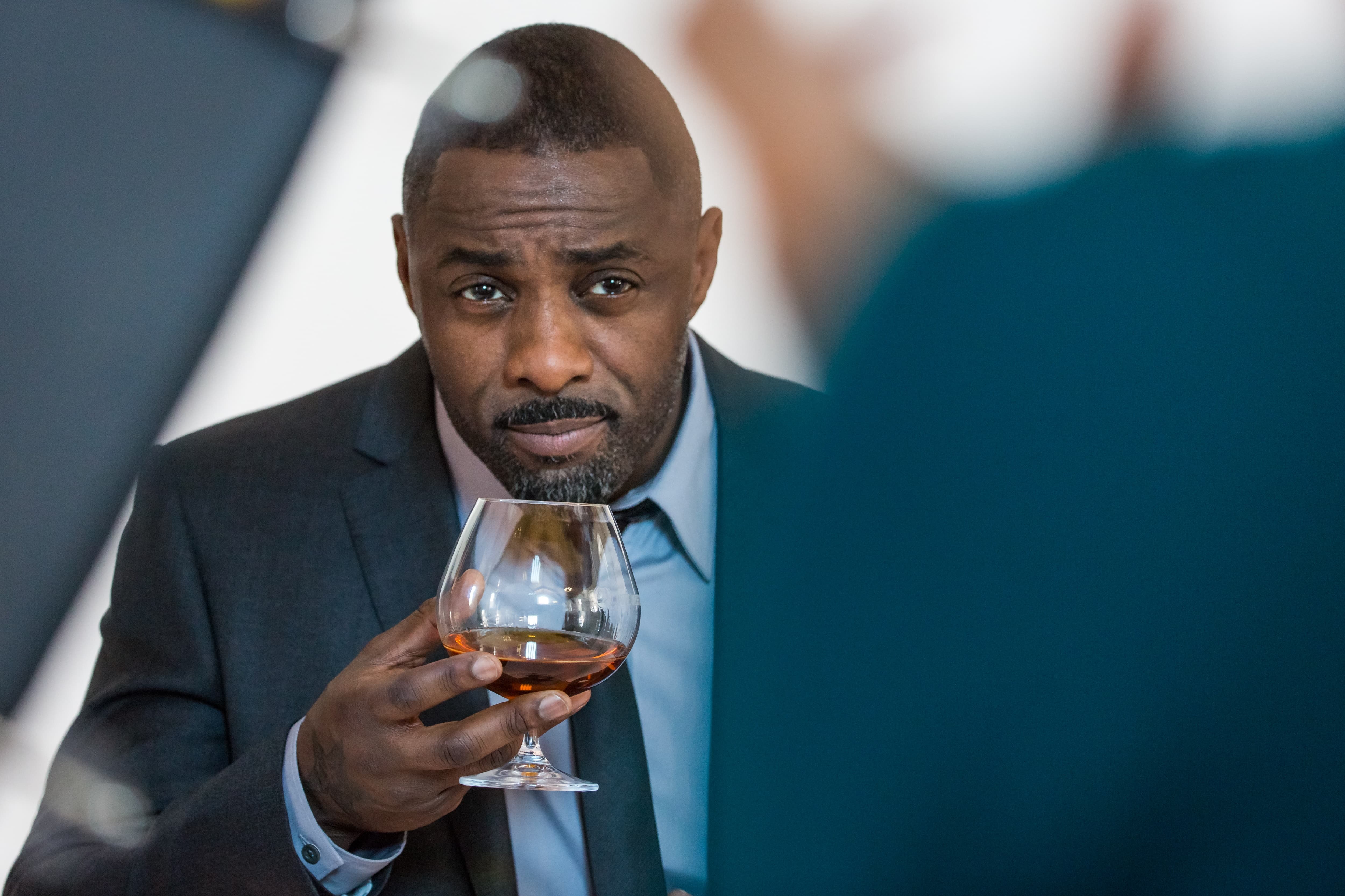 Idris Elba HD Desktop Wallpaperwallpaper.net