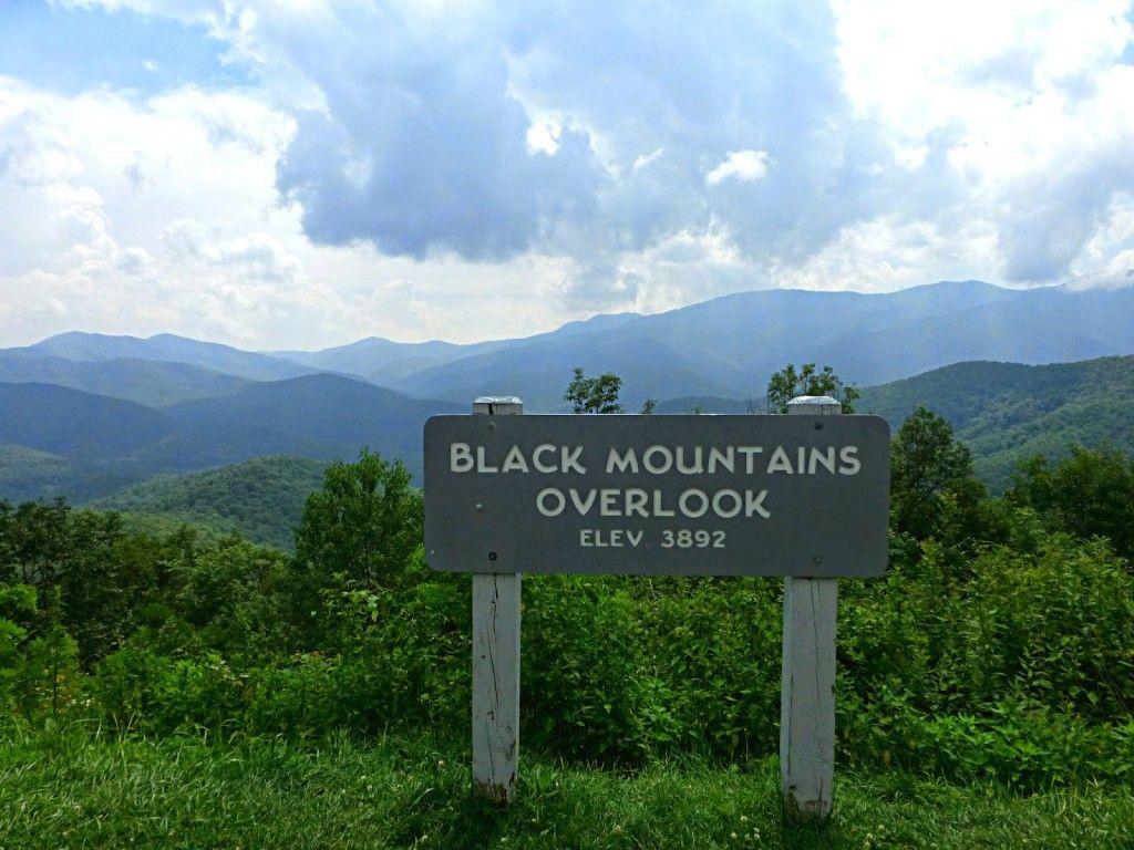 Chestoa View Trail on the Blue Ridge Parkway