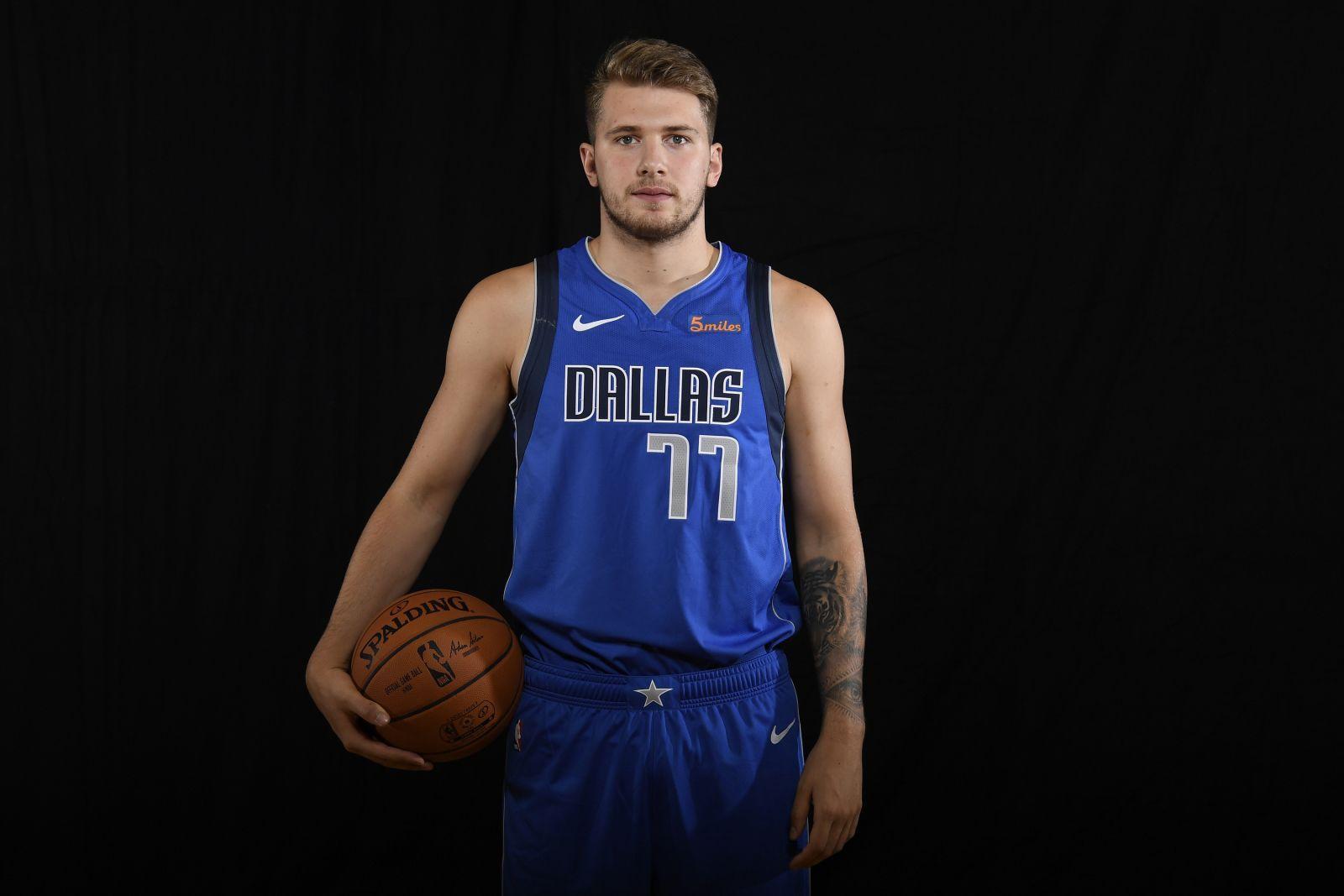 Dallas Mavericks: Luka Doncic dons his Mavs uniform for first time