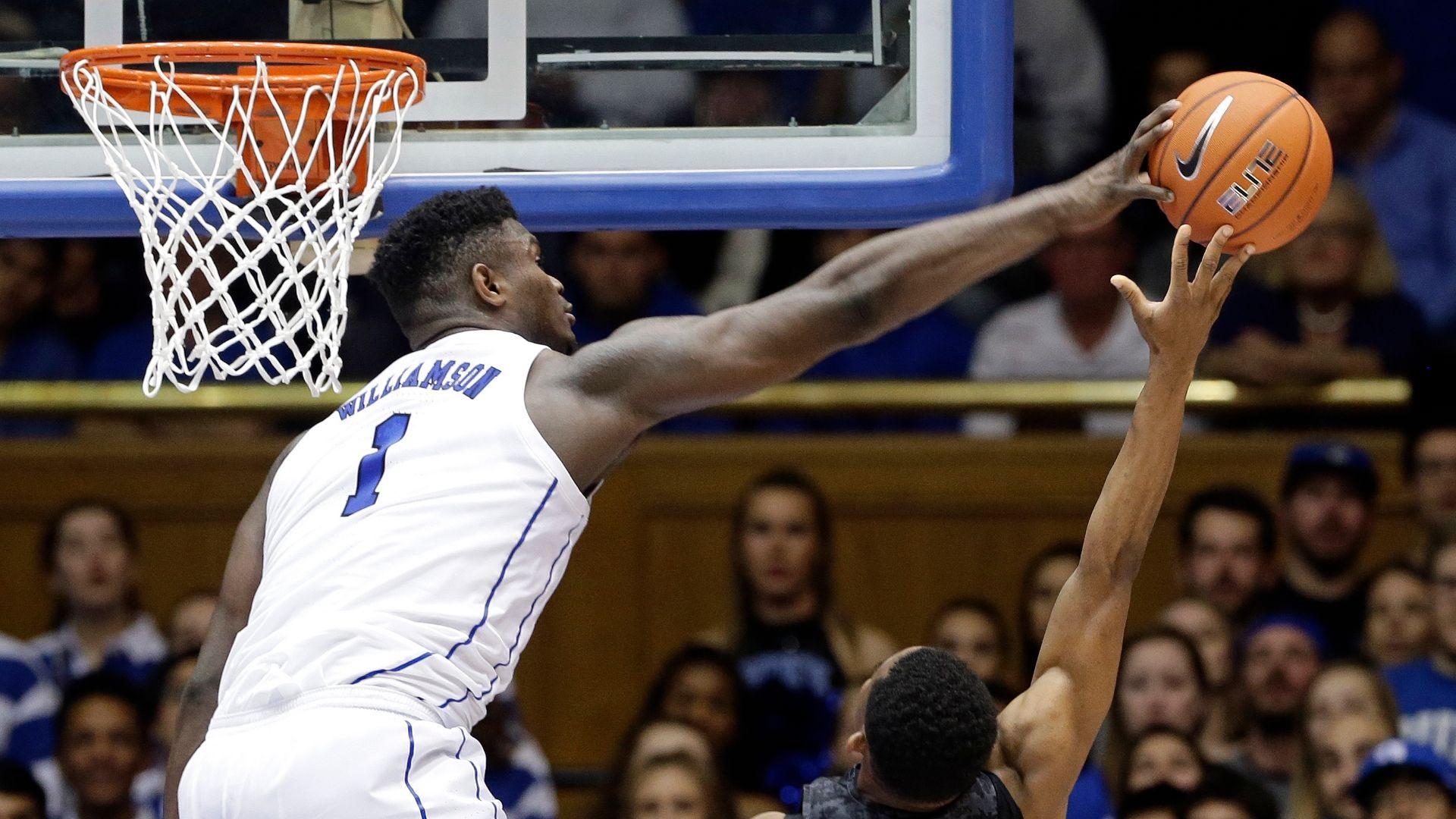 Williamson shows off athleticism in Duke win